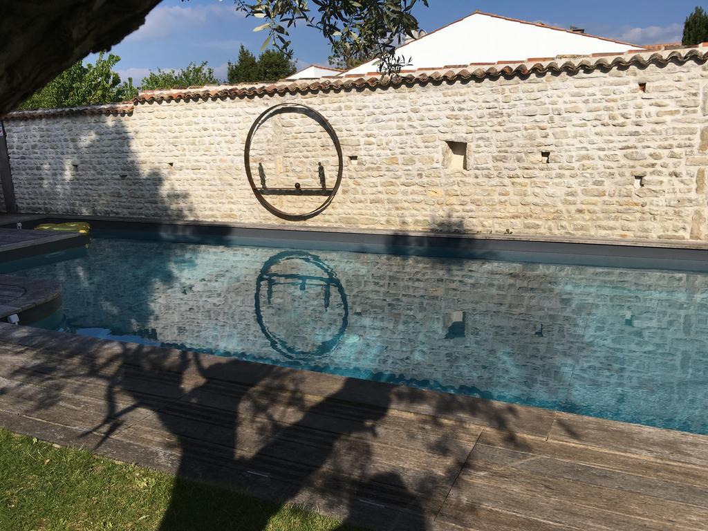Un Banc Au Soleil Bed and Breakfast Marsilly  Buitenkant foto